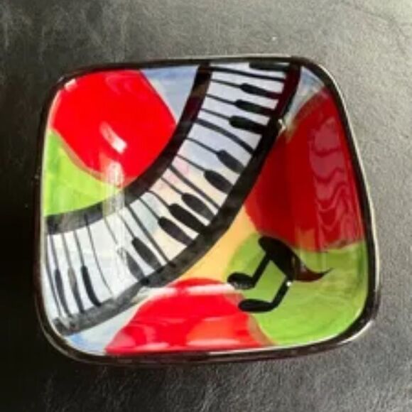 Gail Pittman Signed Hand Painted Bowl - Picture 1 of 6